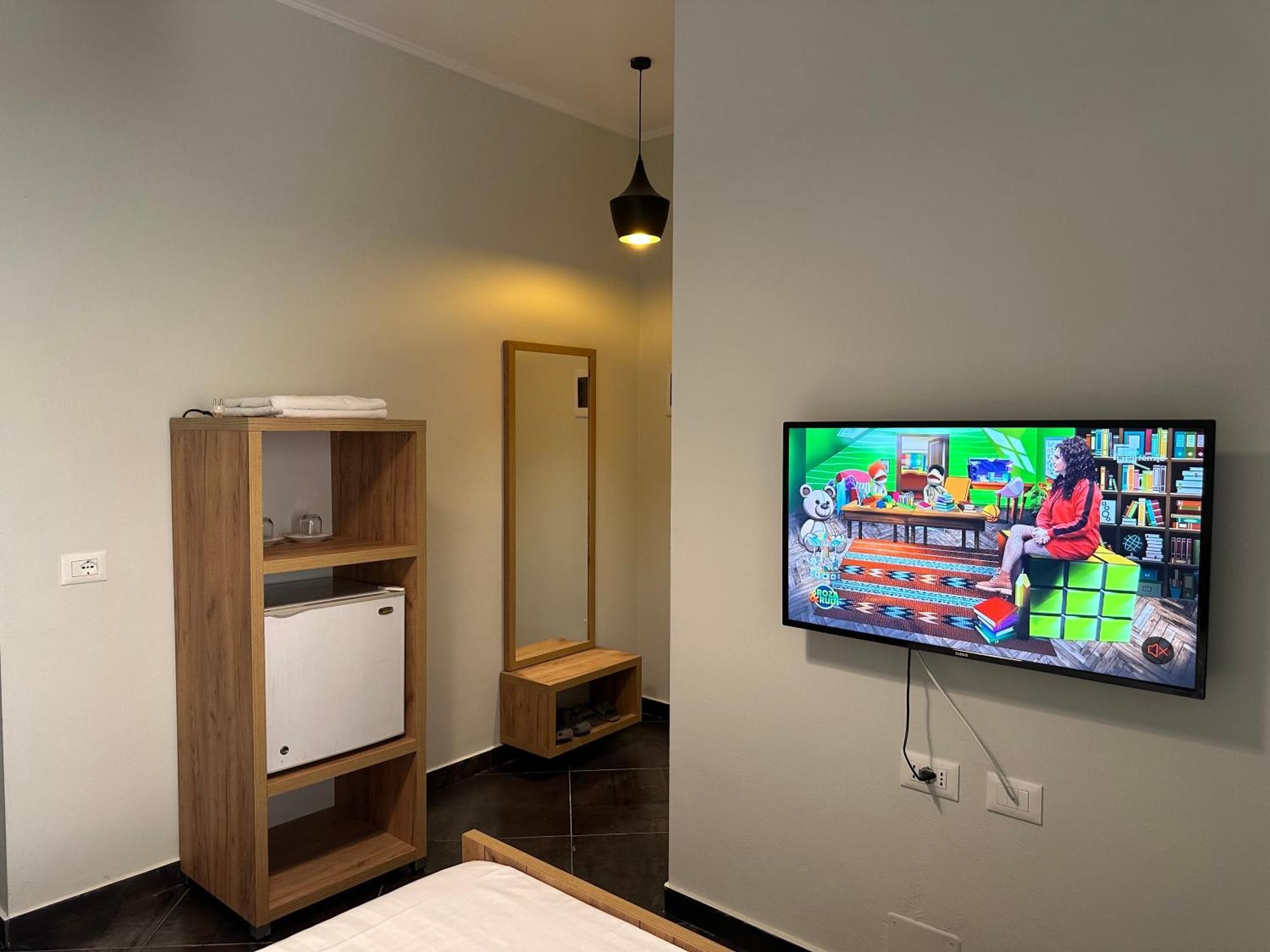 Central Comfort Suites Τίρανα Εξωτερικό φωτογραφία