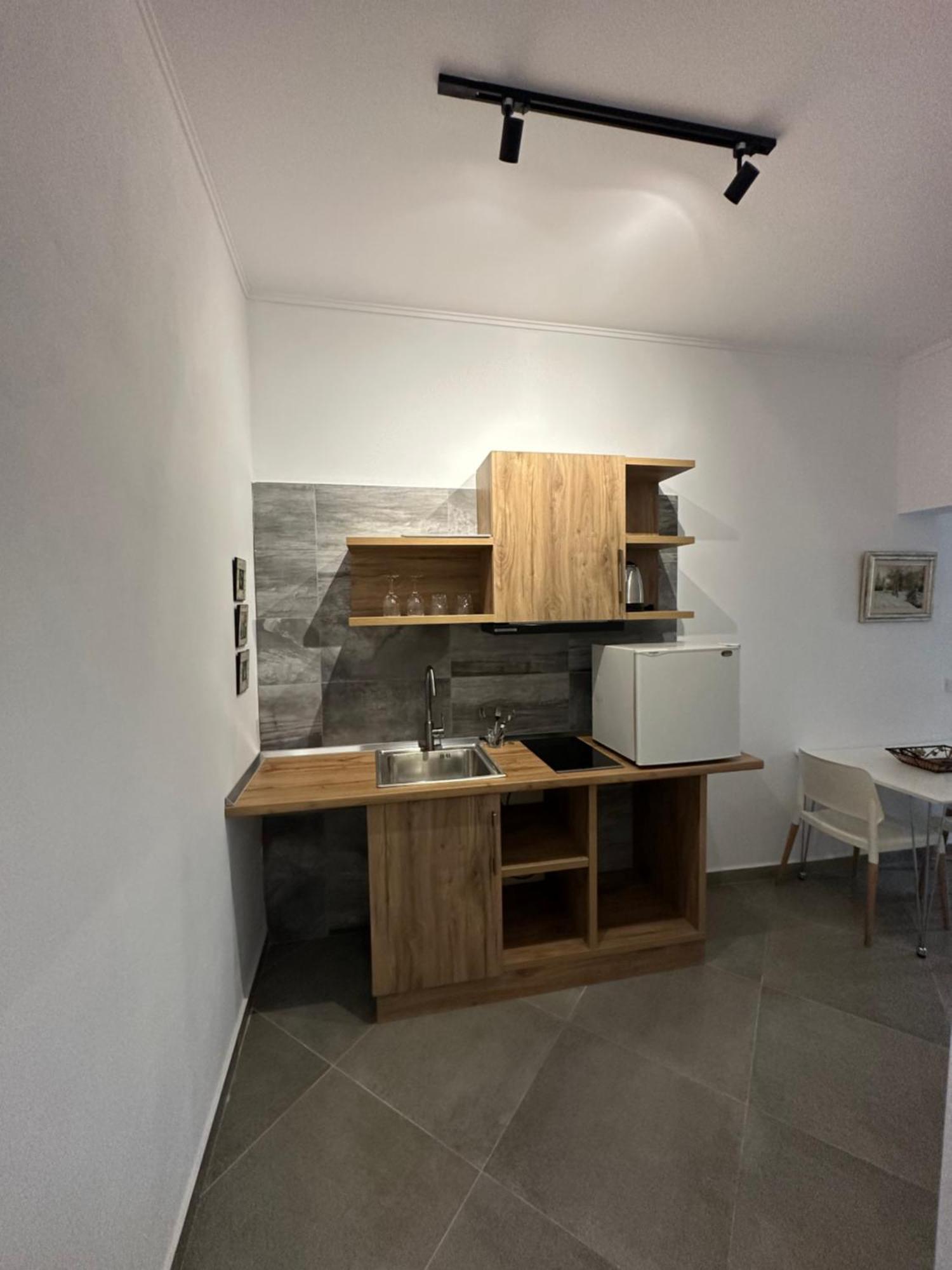 Central Comfort Suites Τίρανα Εξωτερικό φωτογραφία