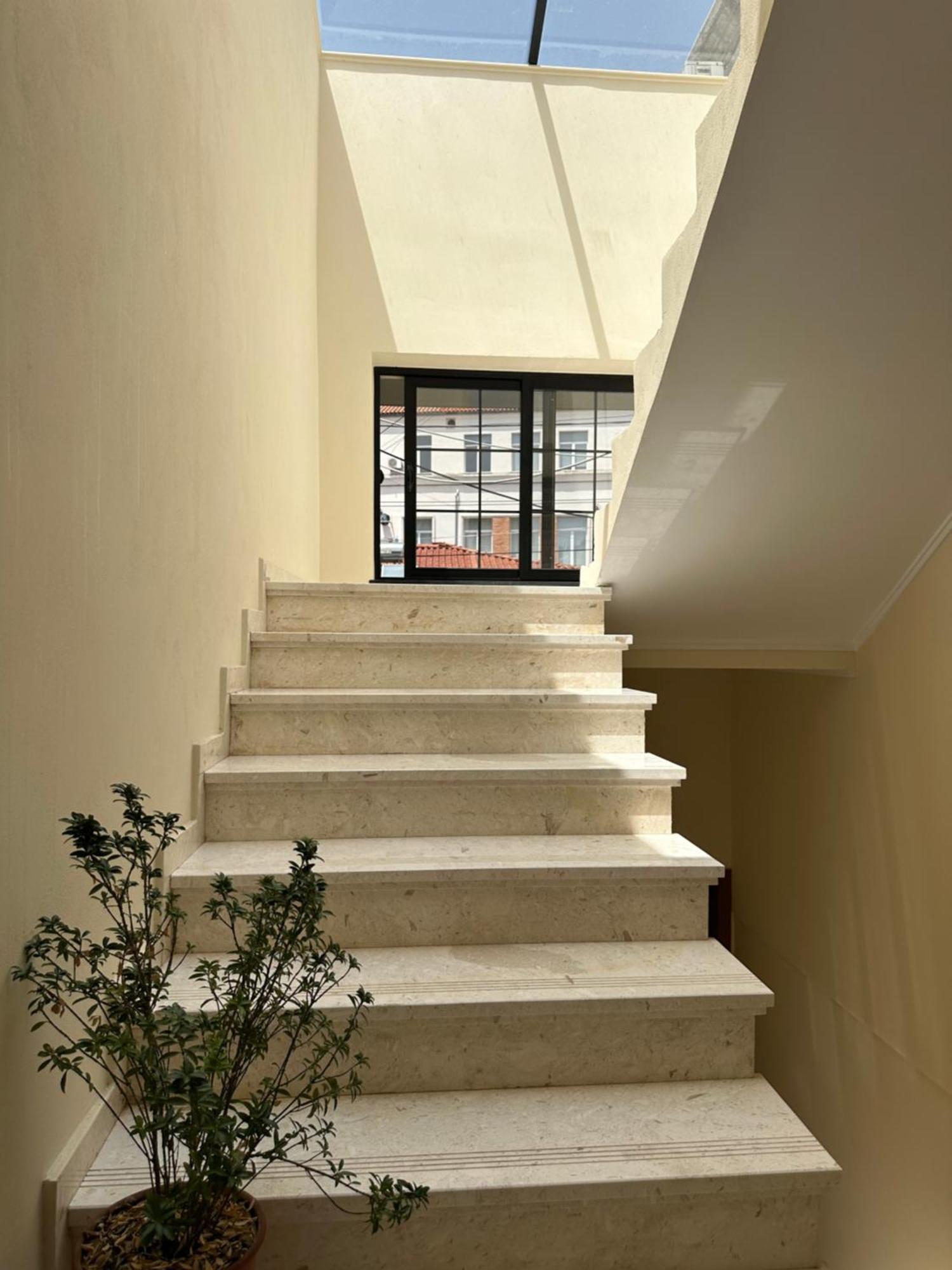 Central Comfort Suites Τίρανα Εξωτερικό φωτογραφία