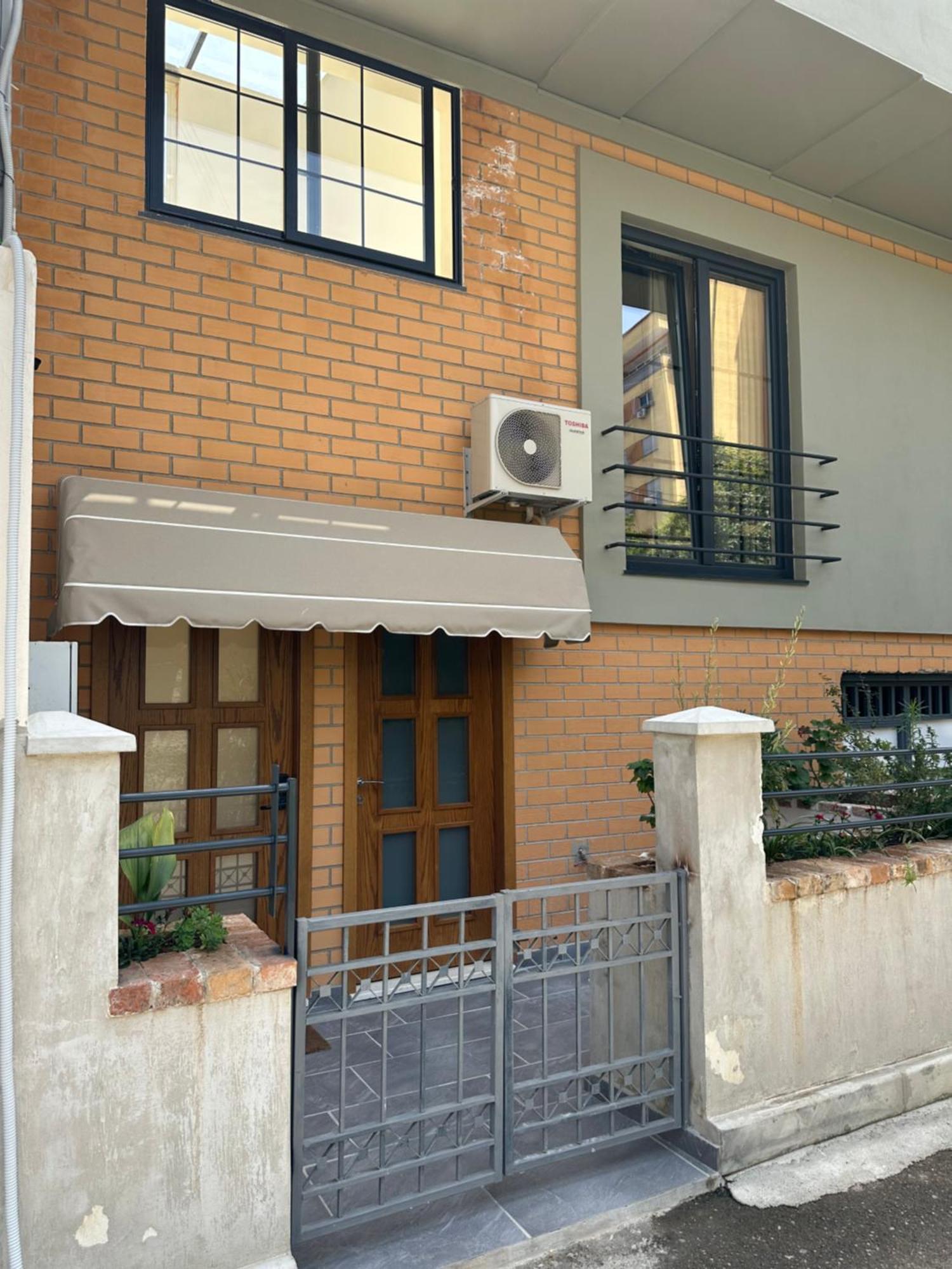 Central Comfort Suites Τίρανα Εξωτερικό φωτογραφία
