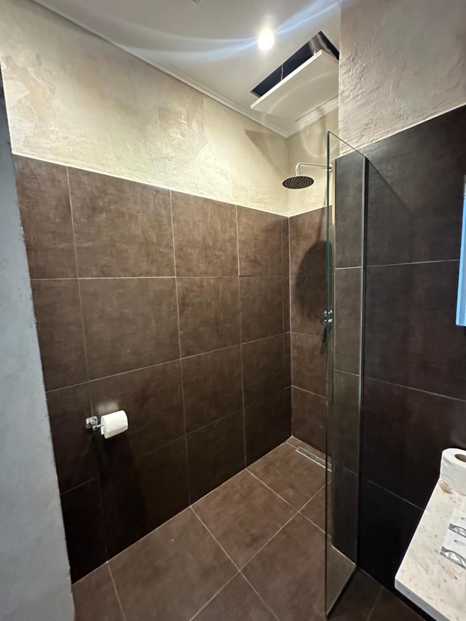 Central Comfort Suites Τίρανα Εξωτερικό φωτογραφία