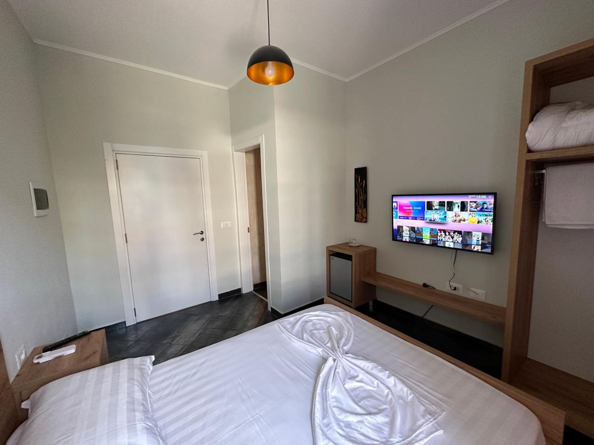 Central Comfort Suites Τίρανα Εξωτερικό φωτογραφία
