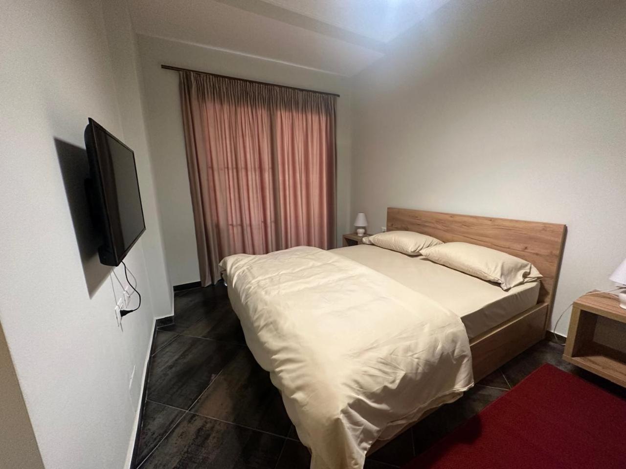 Central Comfort Suites Τίρανα Εξωτερικό φωτογραφία