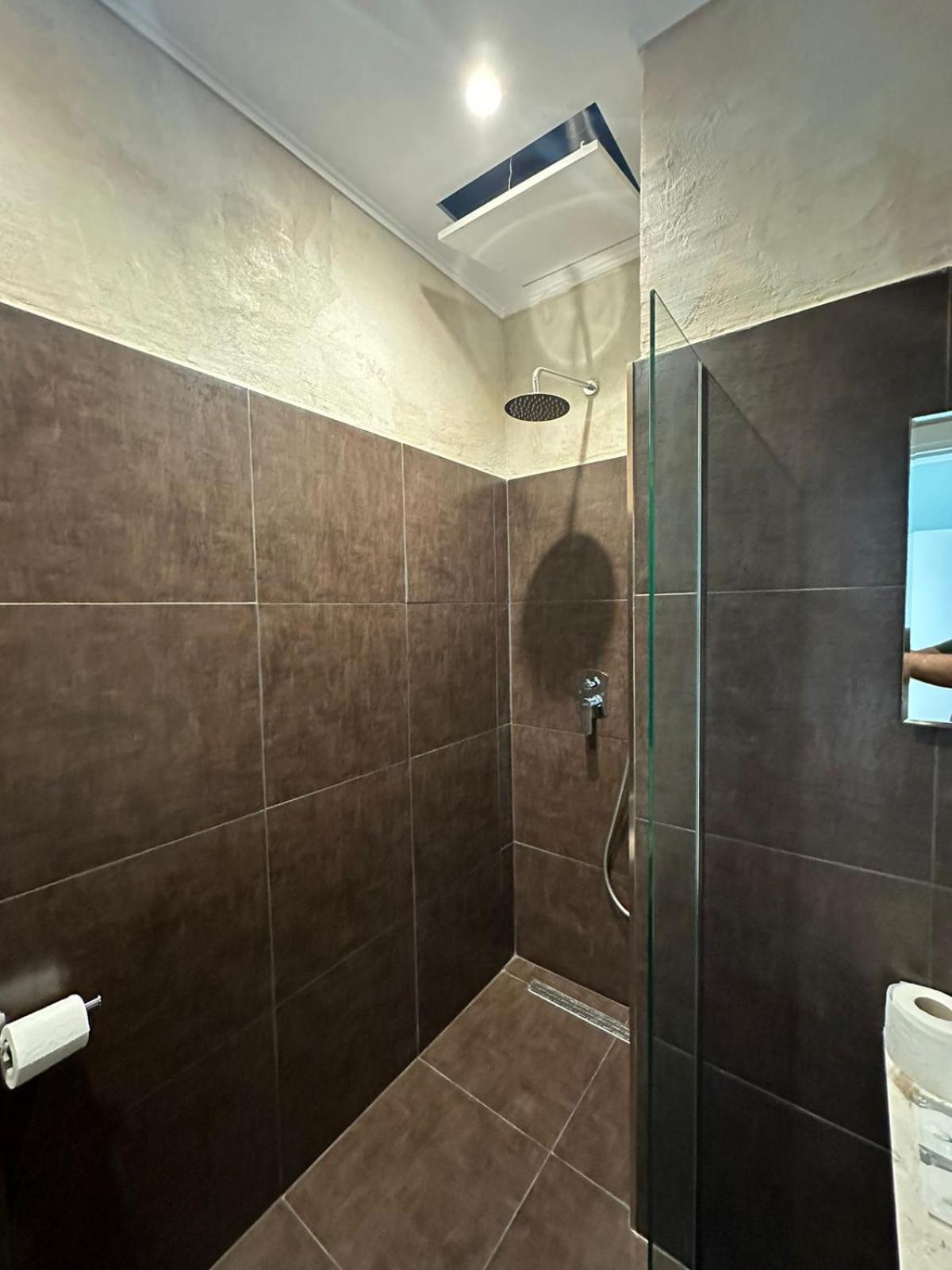 Central Comfort Suites Τίρανα Εξωτερικό φωτογραφία